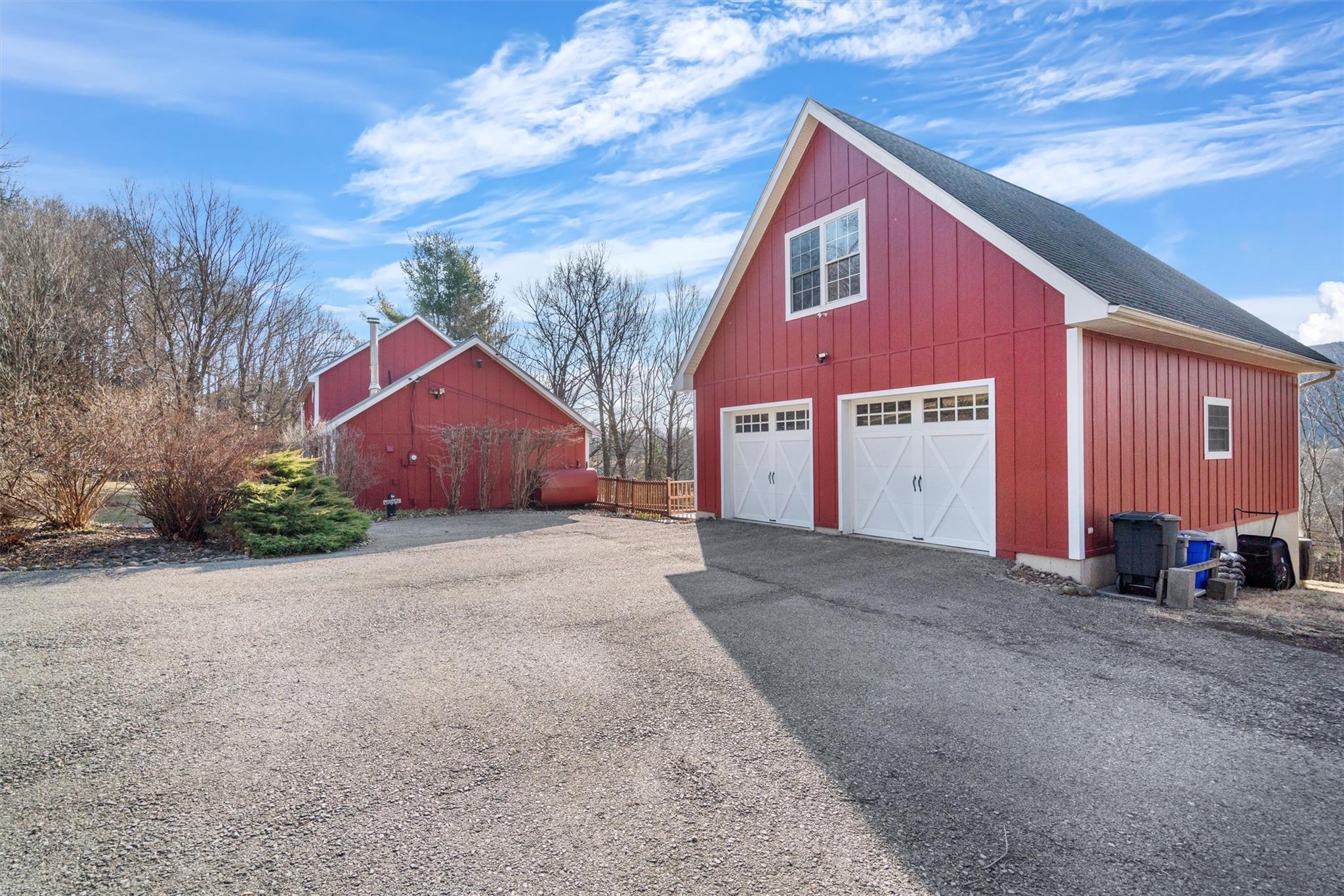 8 Lakeview Trail, Salisbury Mills, New York image 38