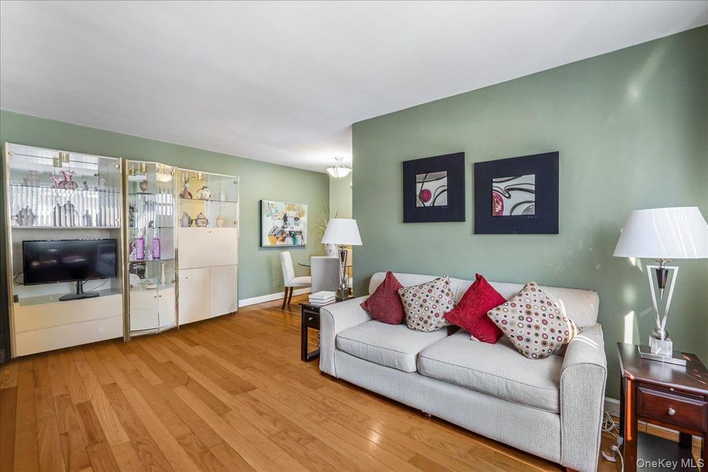 Photo of 15-28 160th Street #6-29, Whitestone, NY 11357 (MLS # 961154)