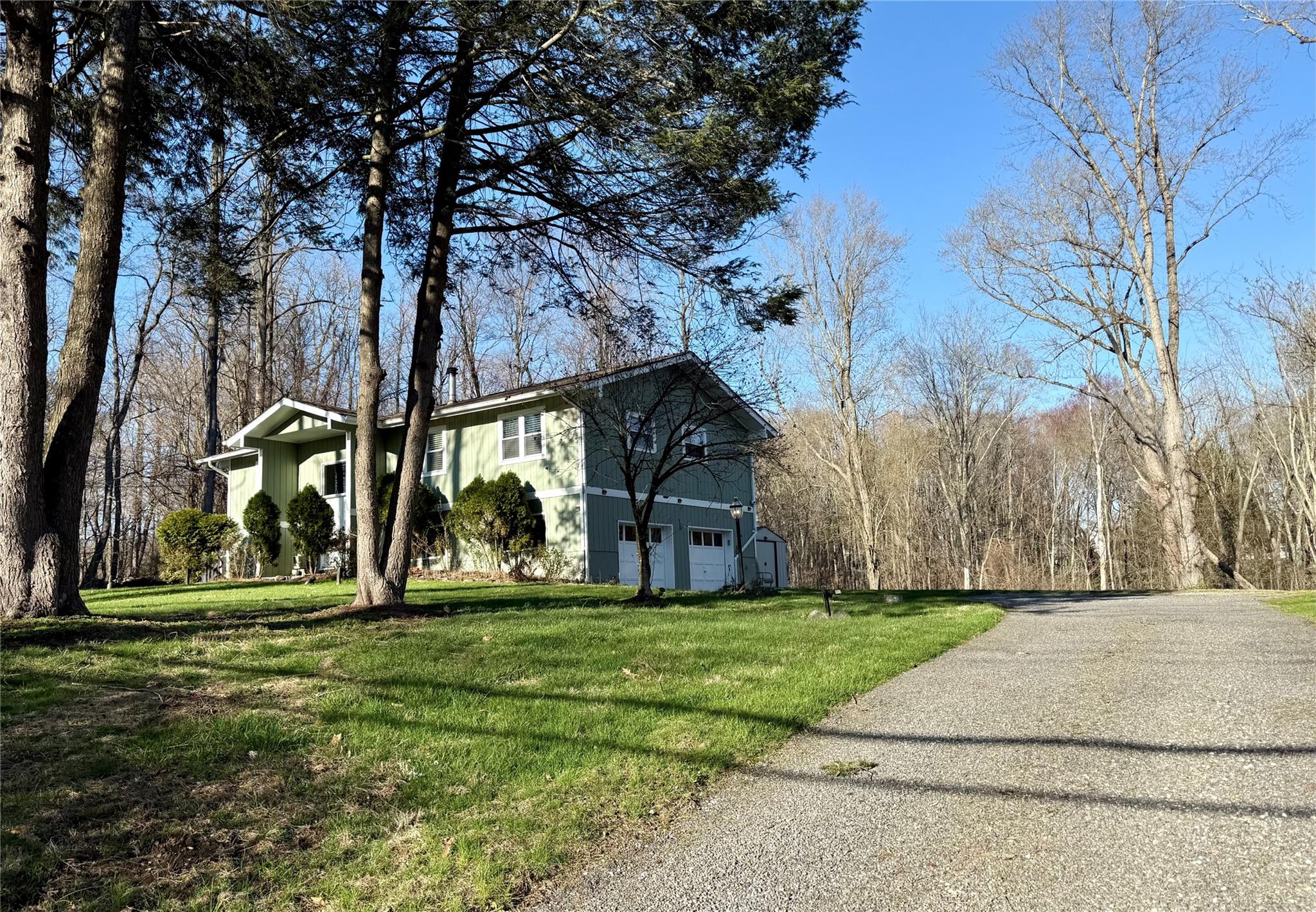 110 Mahopac Avenue, Granite Springs, New York image 4