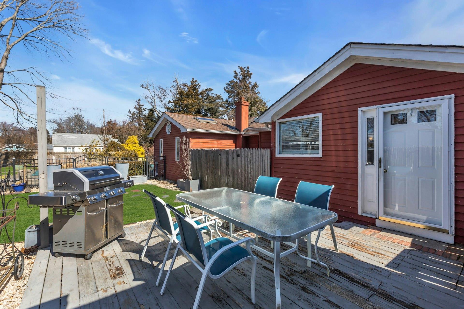 2 Elgin Place, East Patchogue, New York image 21