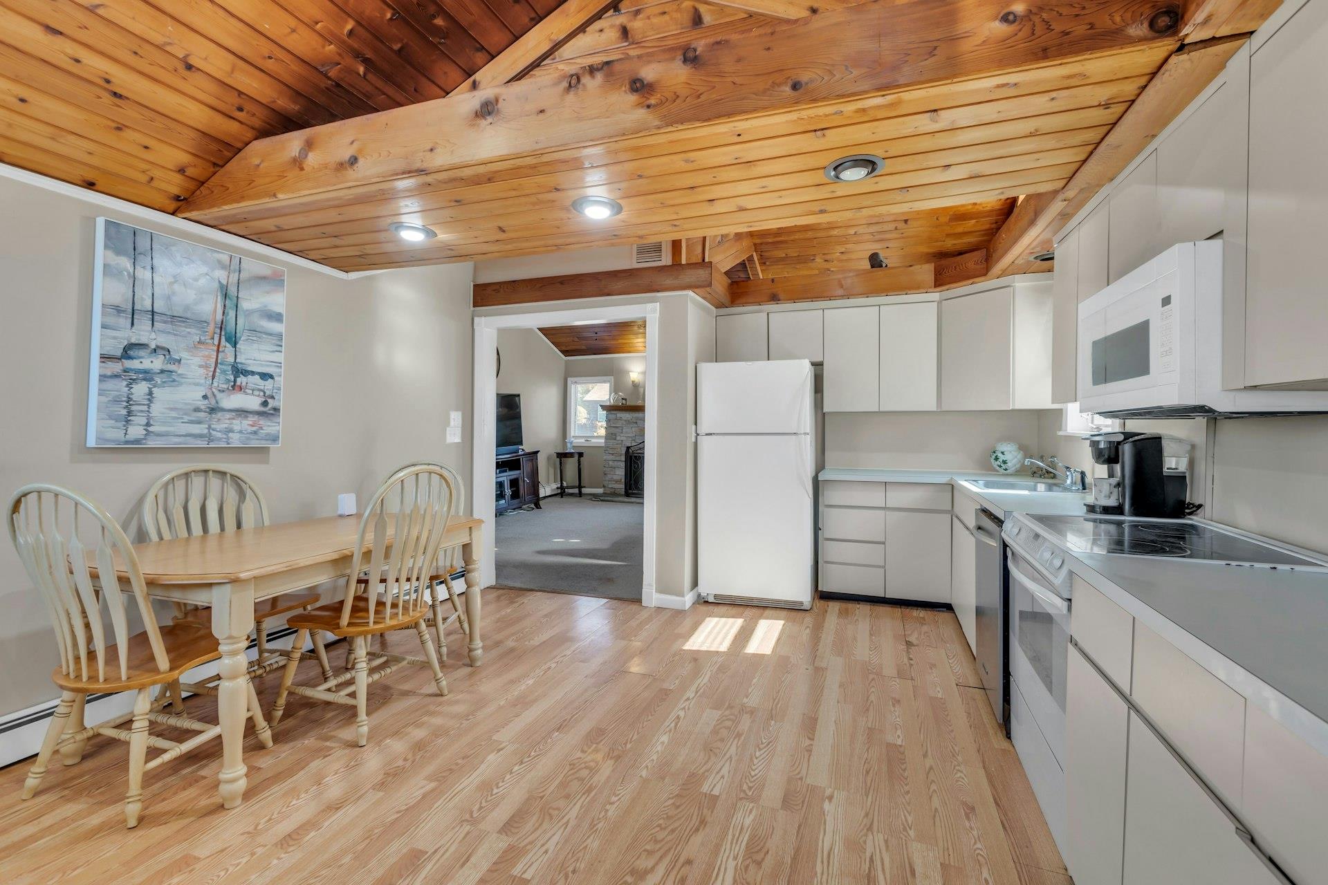 2 Elgin Place, East Patchogue, New York image 12