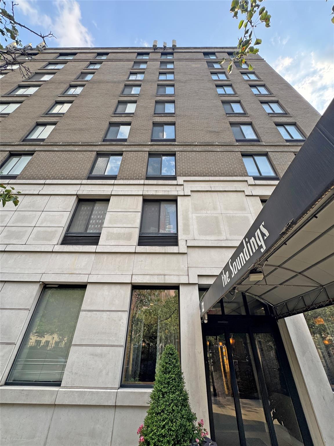 280 Rector Place 1G