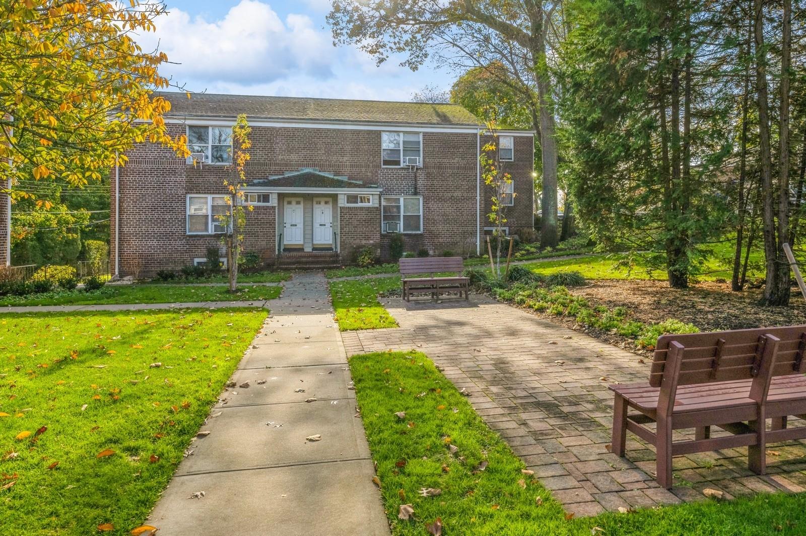47 Edwards Street #1C, North Hempstead, New York image 14