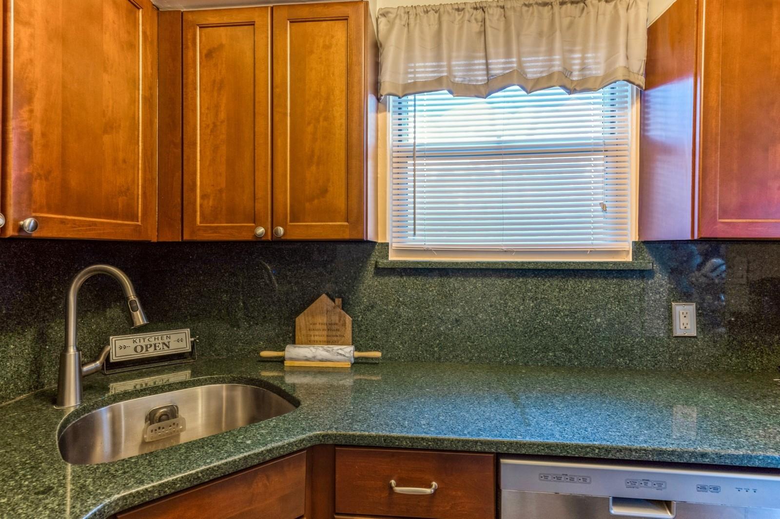 47 Edwards Street #1C, North Hempstead, New York image 9