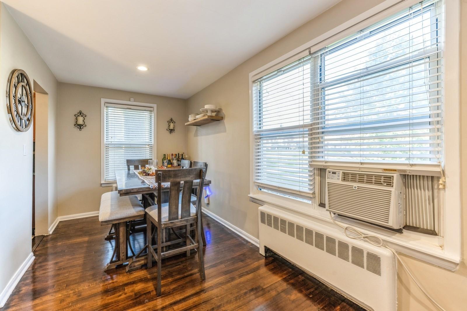 47 Edwards Street #1C, North Hempstead, New York image 4
