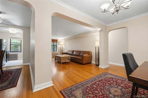 Homes For Sale - 67-35 Yellowstone Boulevard #2B<br/> Forest Hills, NY 11375