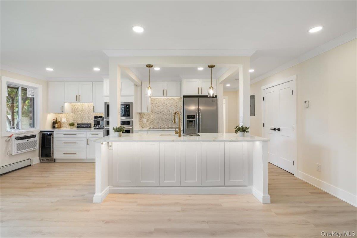 263 River Avenue 19 - Photo 3