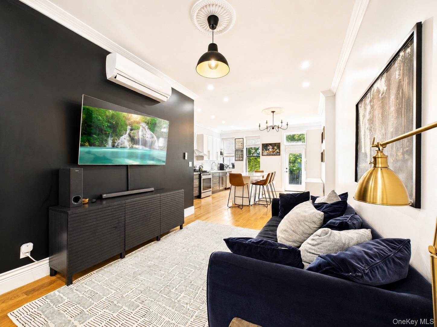 3 Jardine Place