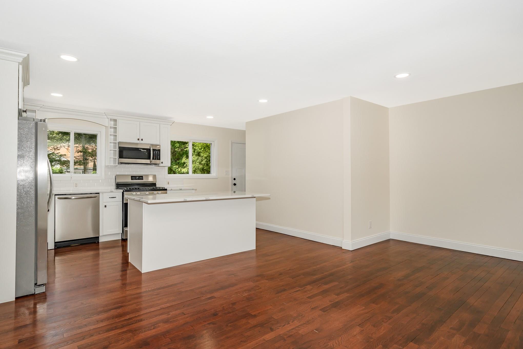 43 W Court Drive, Centereach, New York image 4