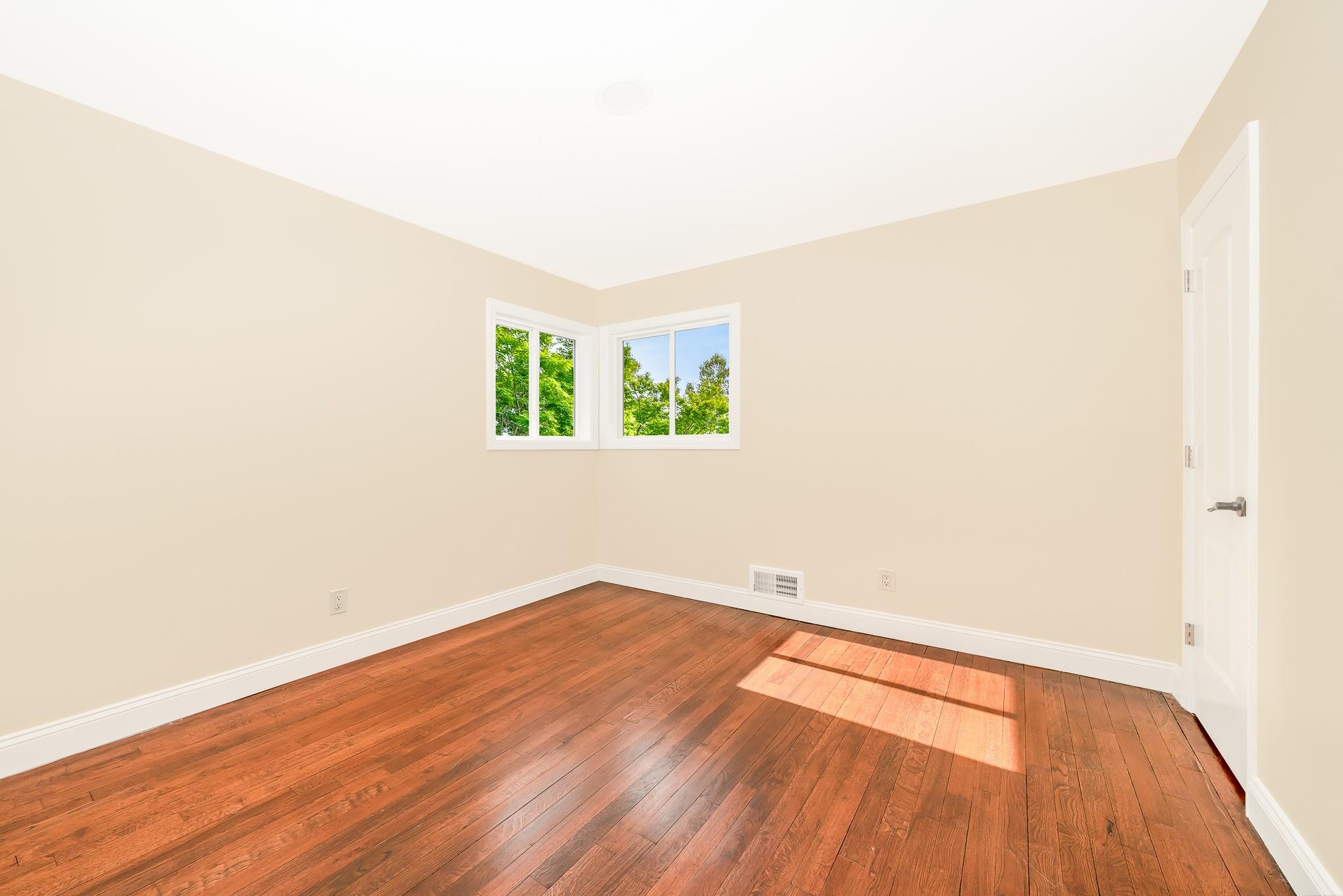 43 W Court Drive, Centereach, New York image 20