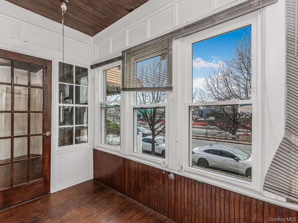 2215 Bruckner Boulevard