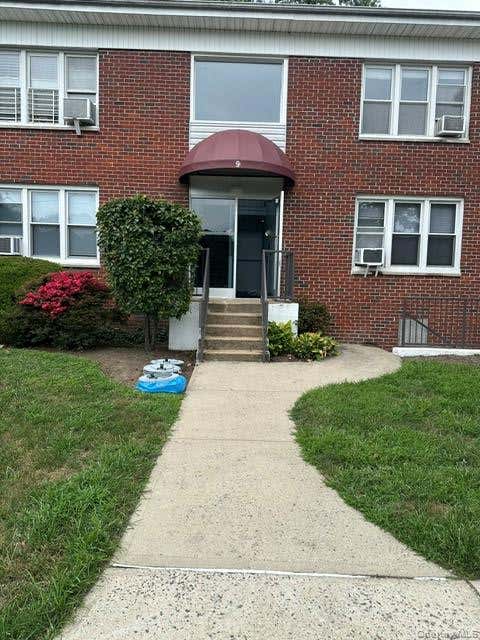 Photo of 9 Stokes Road #2B, Yonkers, NY 10710 (MLS # 1040662)