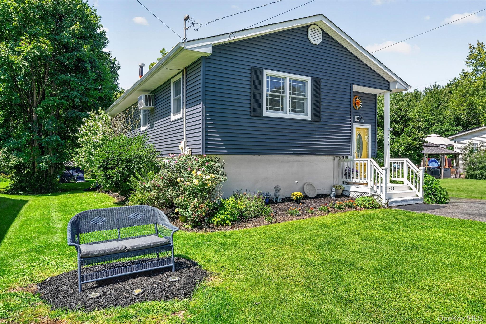 607 Heard Avenue