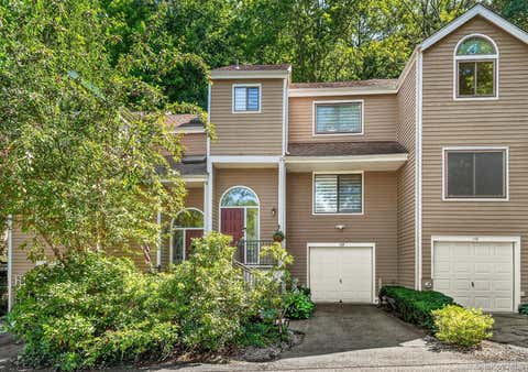 Condo For Rent - 109 Woods End Road<br/> Westchester County, Chappaqua, NY 10514