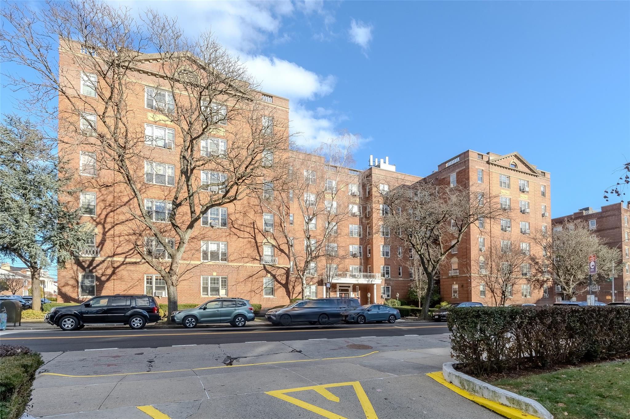 68-37 108 Street #1F, Forest Hills, New York image 2