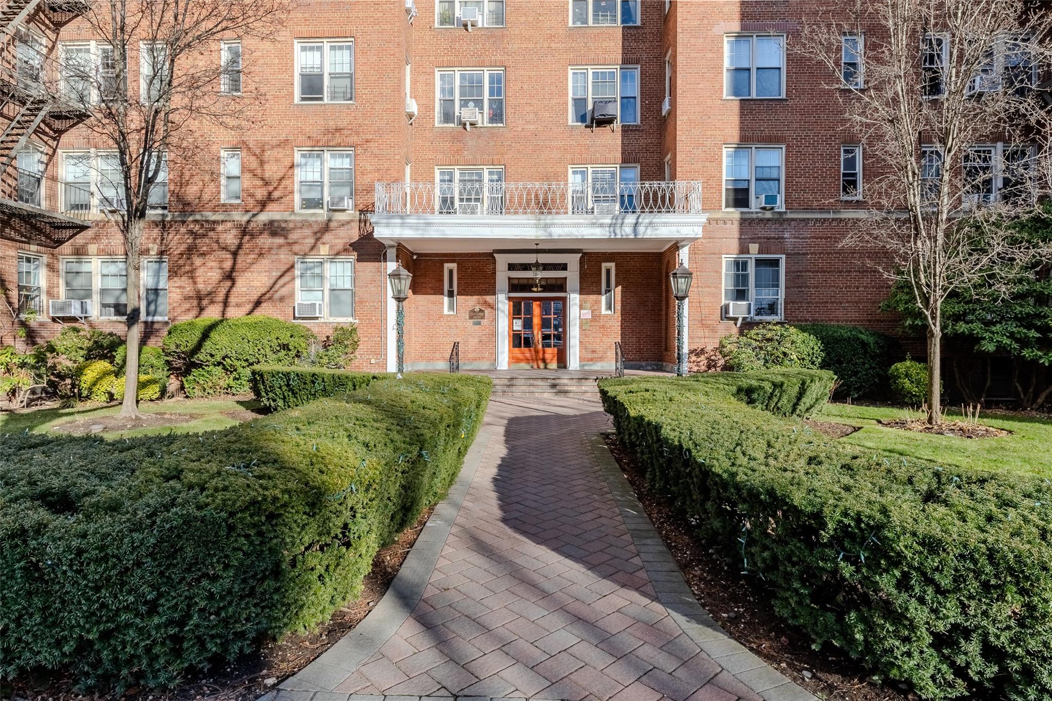 68-37 108 Street #1F, Forest Hills, New York image 3