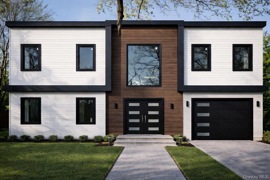 Photo of 557 Knoll Court, Seaford, NY 11783 (MLS # 982568)