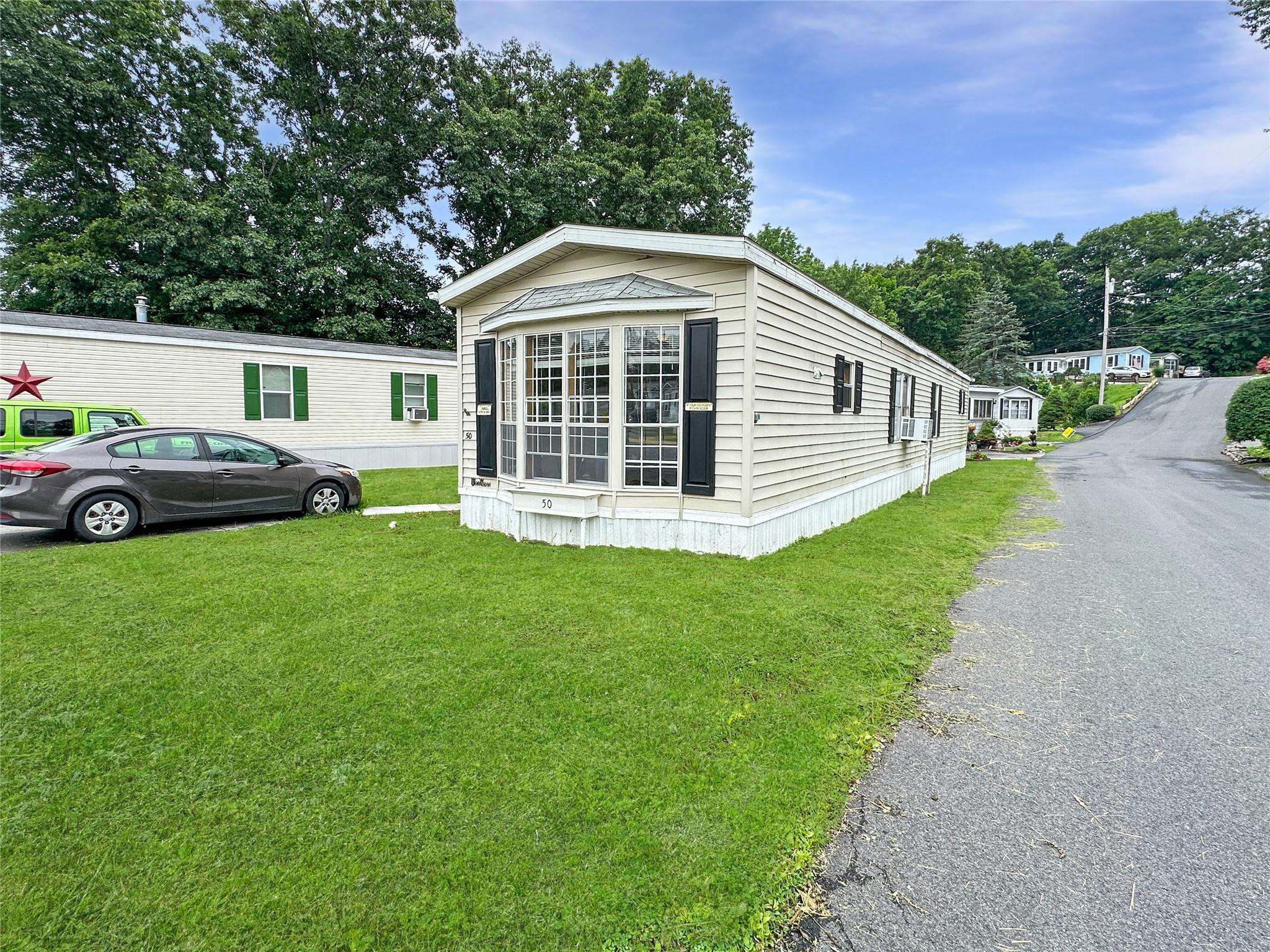 Van Wagner Lot #50 Road, Poughkeepsie, New York - 2 Bedrooms  
1 Bathrooms  
4 Rooms - 