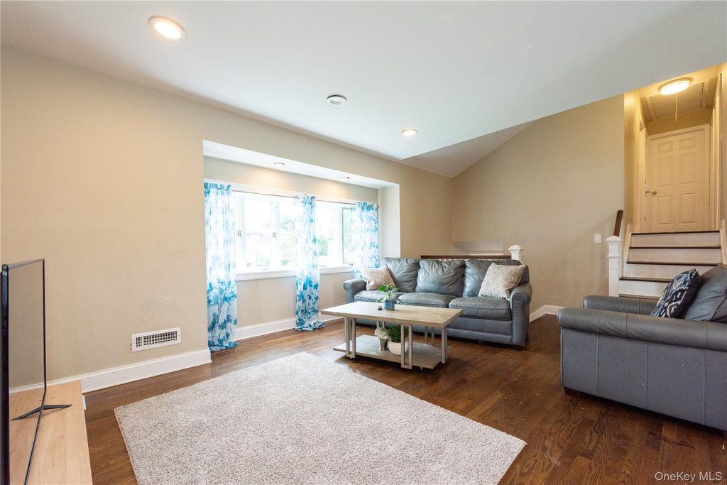 Photo of 49 Eddie Avenue, North Babylon, NY 11703 (MLS # 968477)