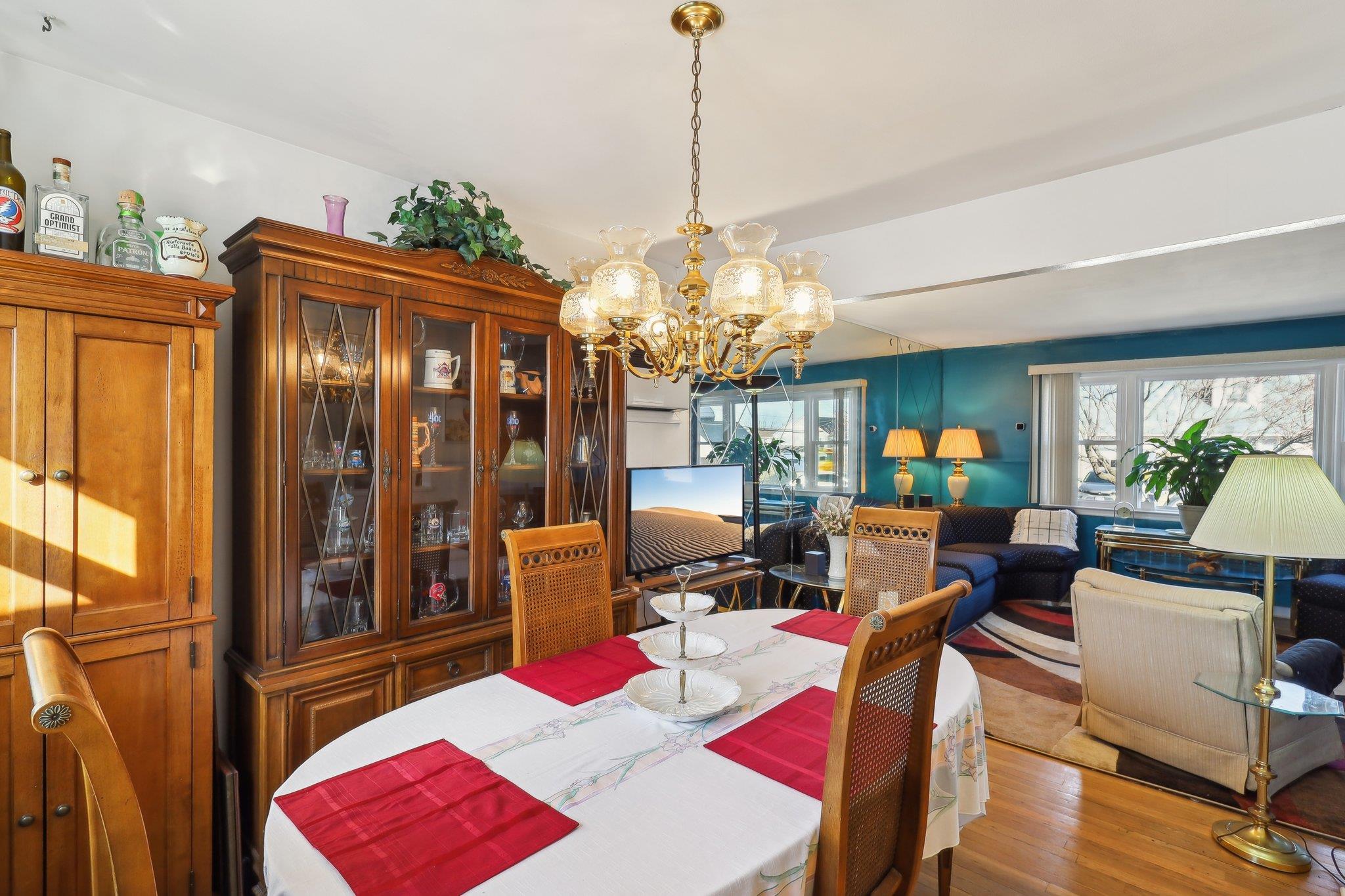 43 S Oakdale Avenue, Bethpage, New York image 10