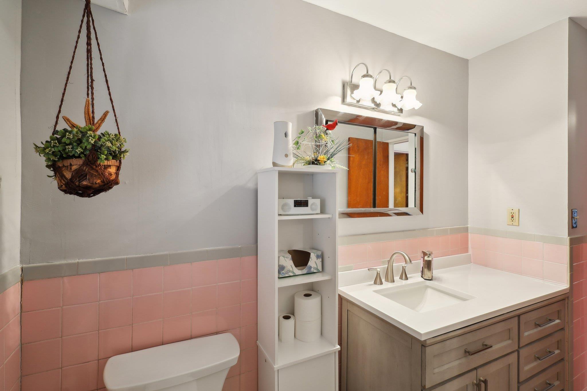 43 S Oakdale Avenue, Bethpage, New York image 20