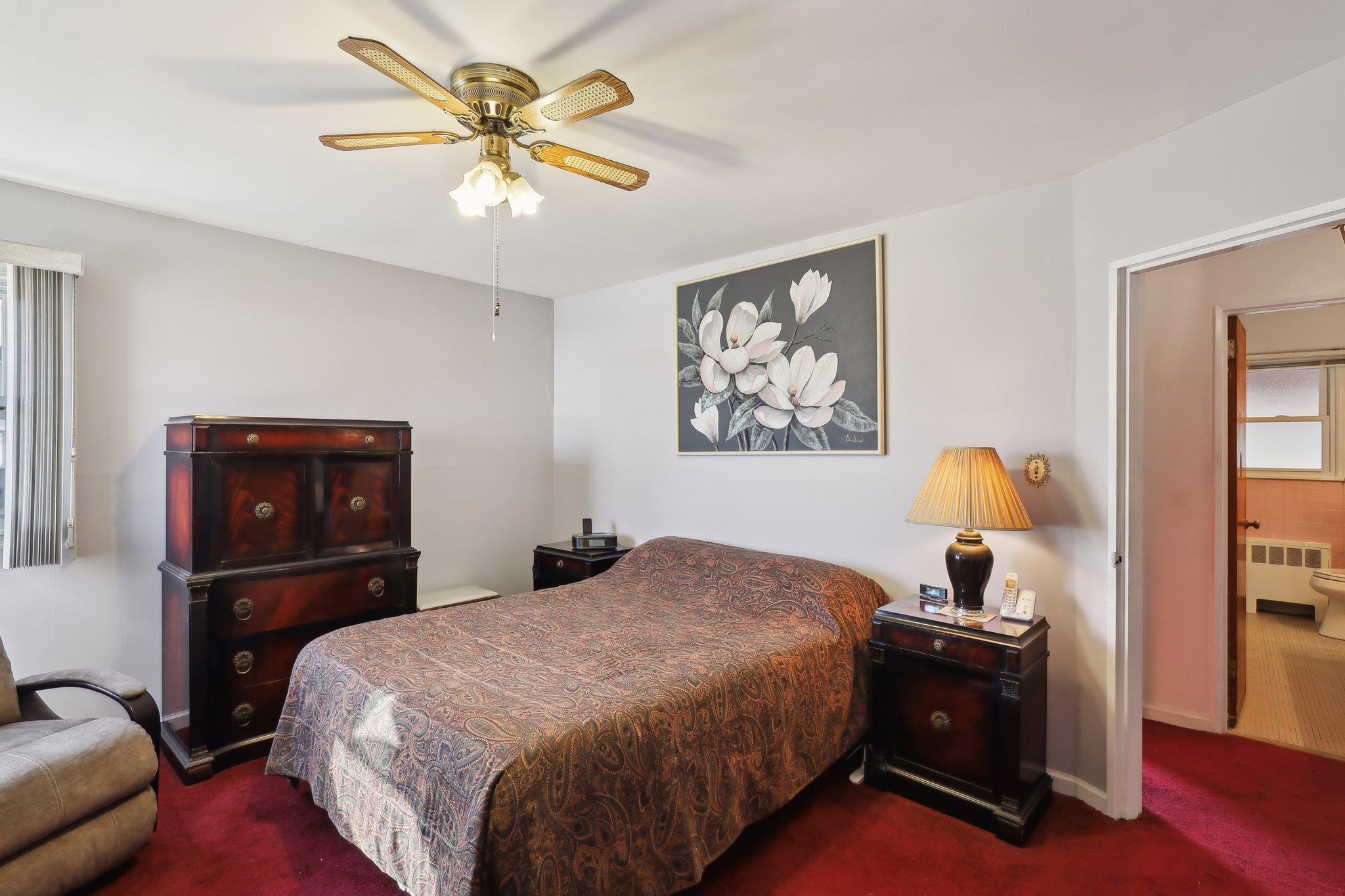 43 S Oakdale Avenue, Bethpage, New York image 16