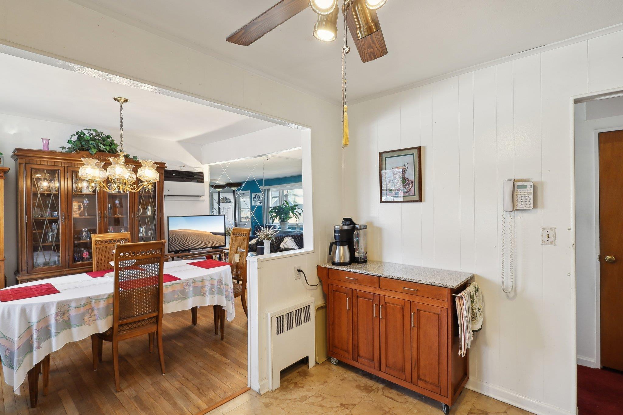43 S Oakdale Avenue, Bethpage, New York image 12