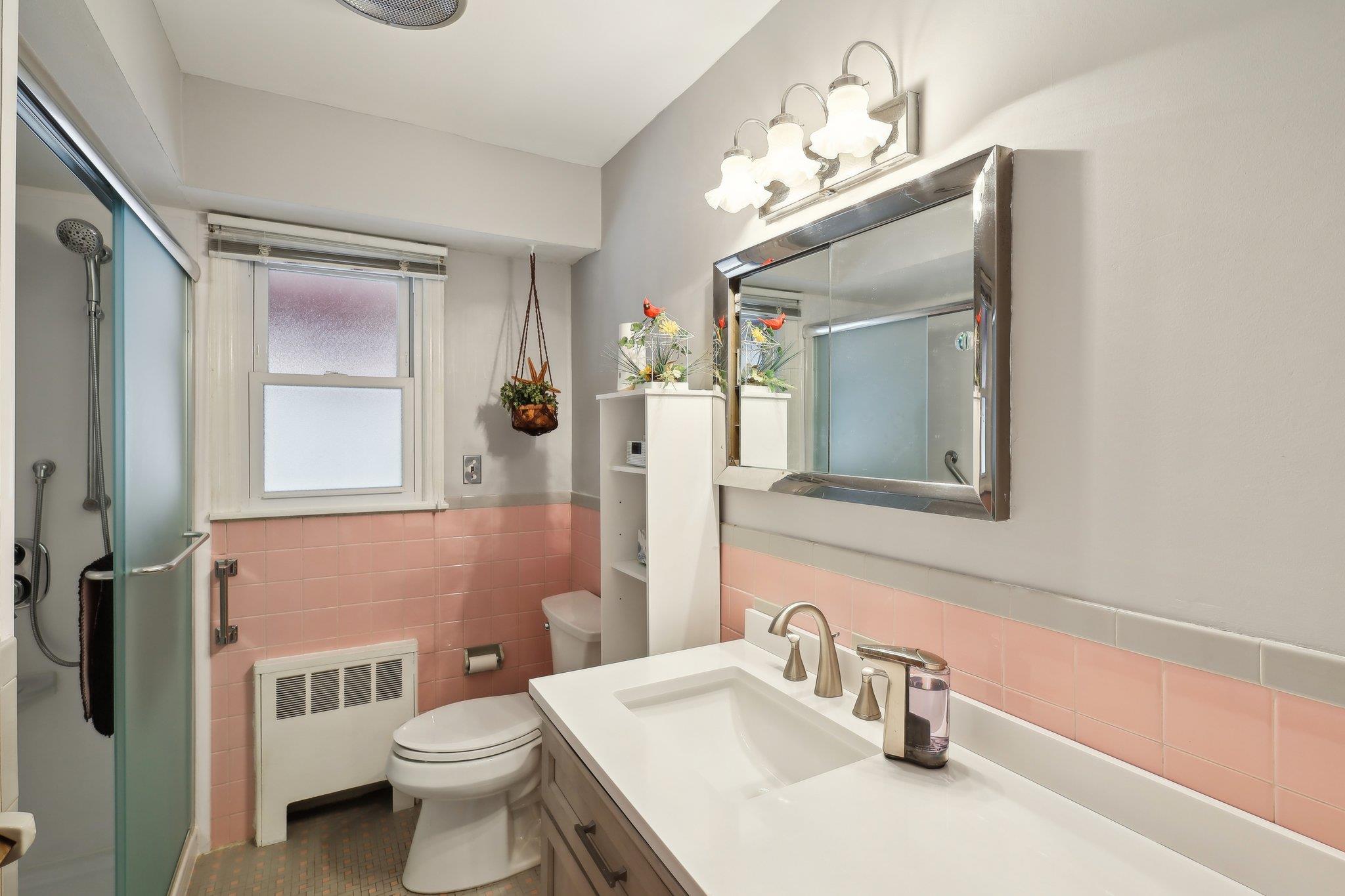 43 S Oakdale Avenue, Bethpage, New York image 19