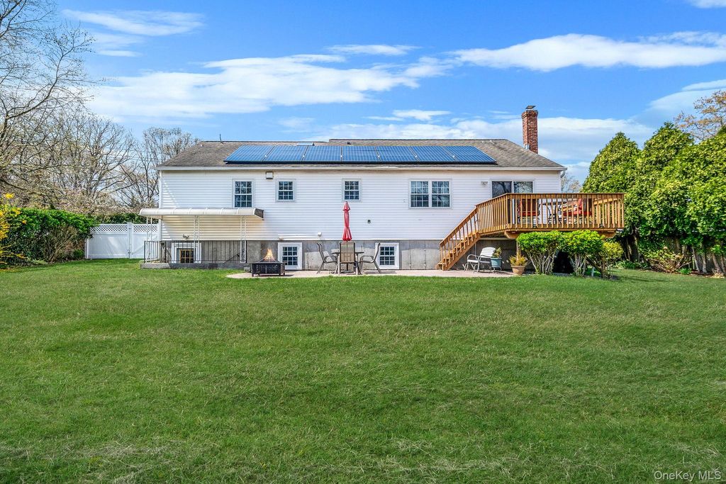 Photo of 105 Horseblock Road, Centereach, NY 11720 (MLS # 985311)