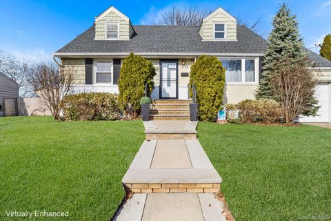 Homes For Sale - 119 Osborne Road<br/> West Hempstead, NY 11552
