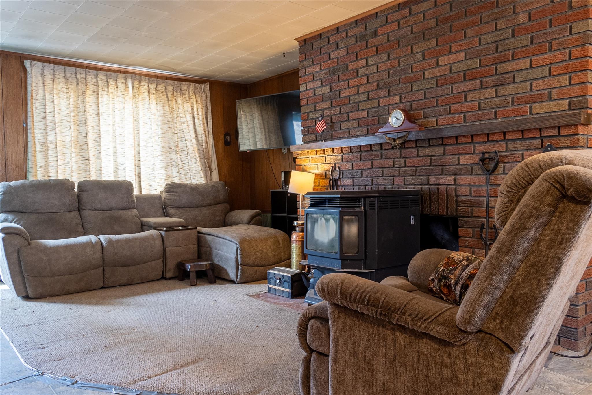 367 Red Hill Knolls Road, Grahamsville, New York image 2