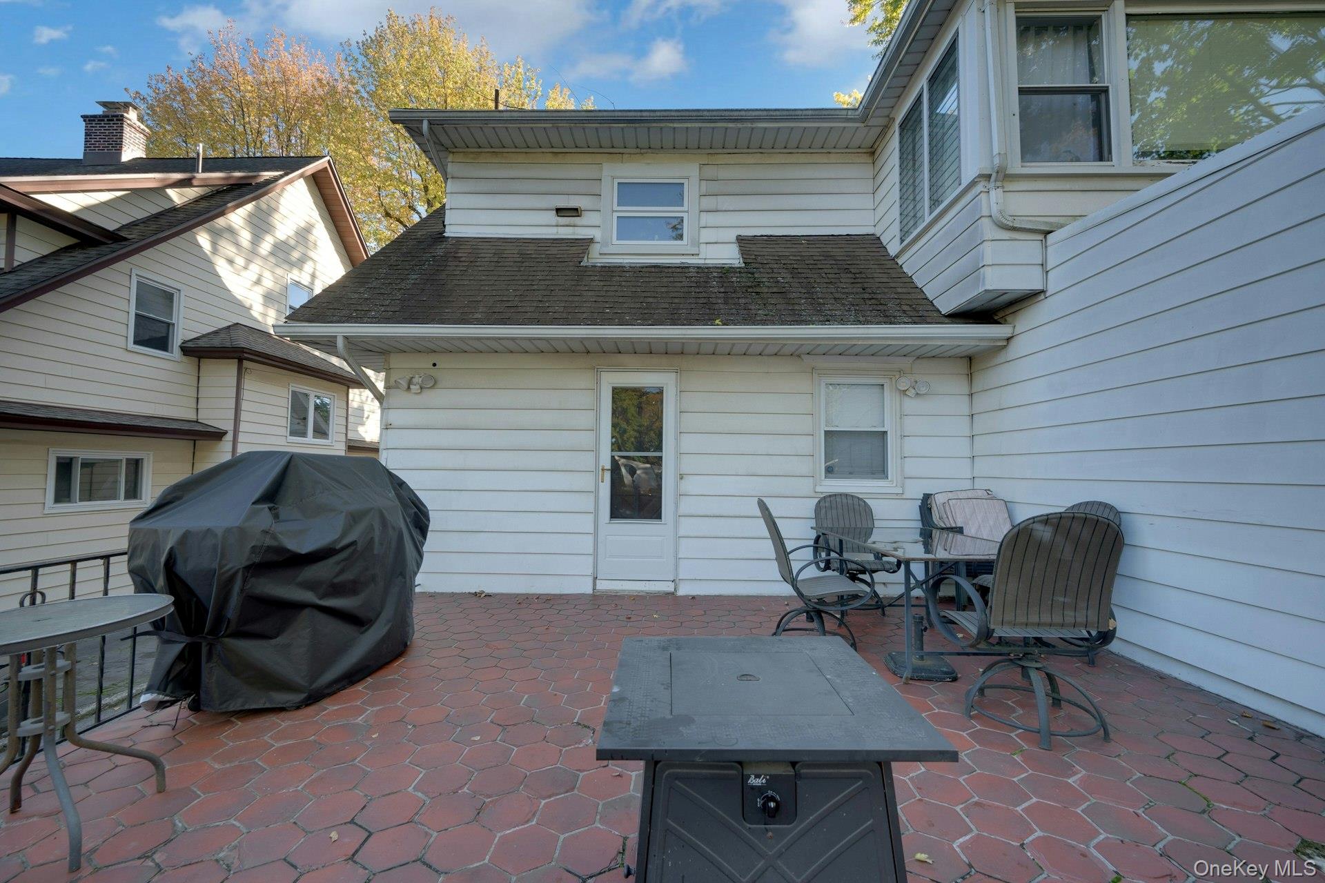 167 Coligni Avenue