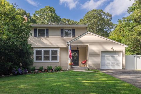 5 Monett Place Greenlawn NY 11740