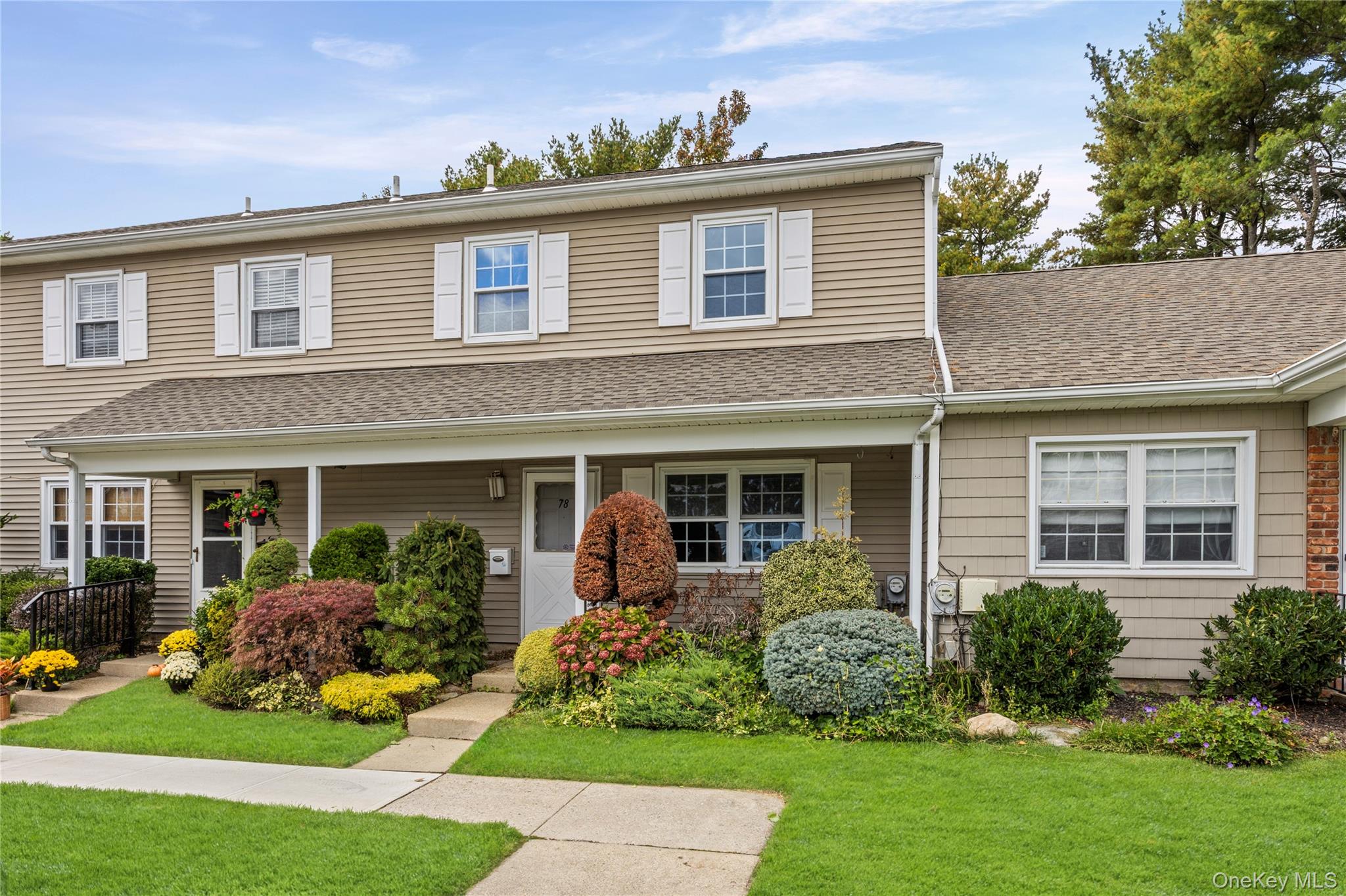 78 Hayloft Court