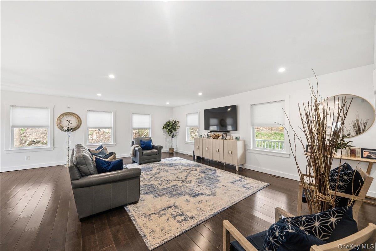 3 Ethan Drive