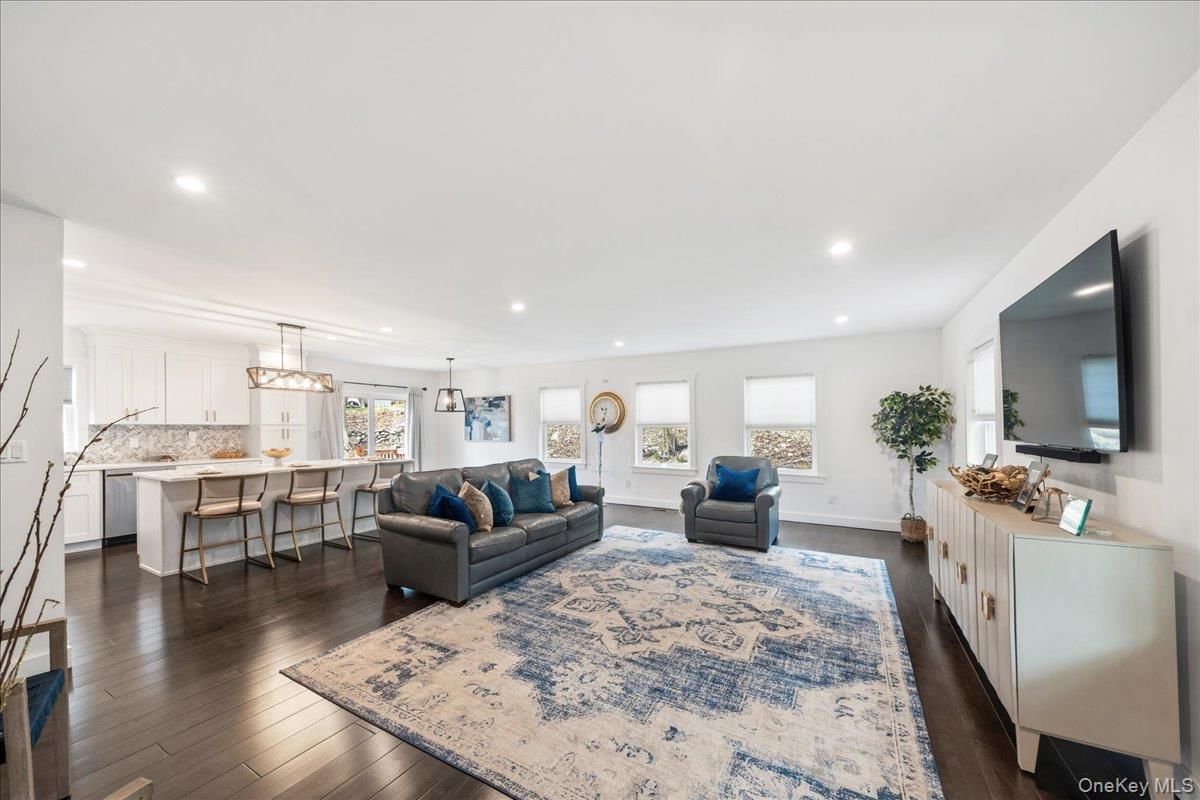 3 Ethan Drive
