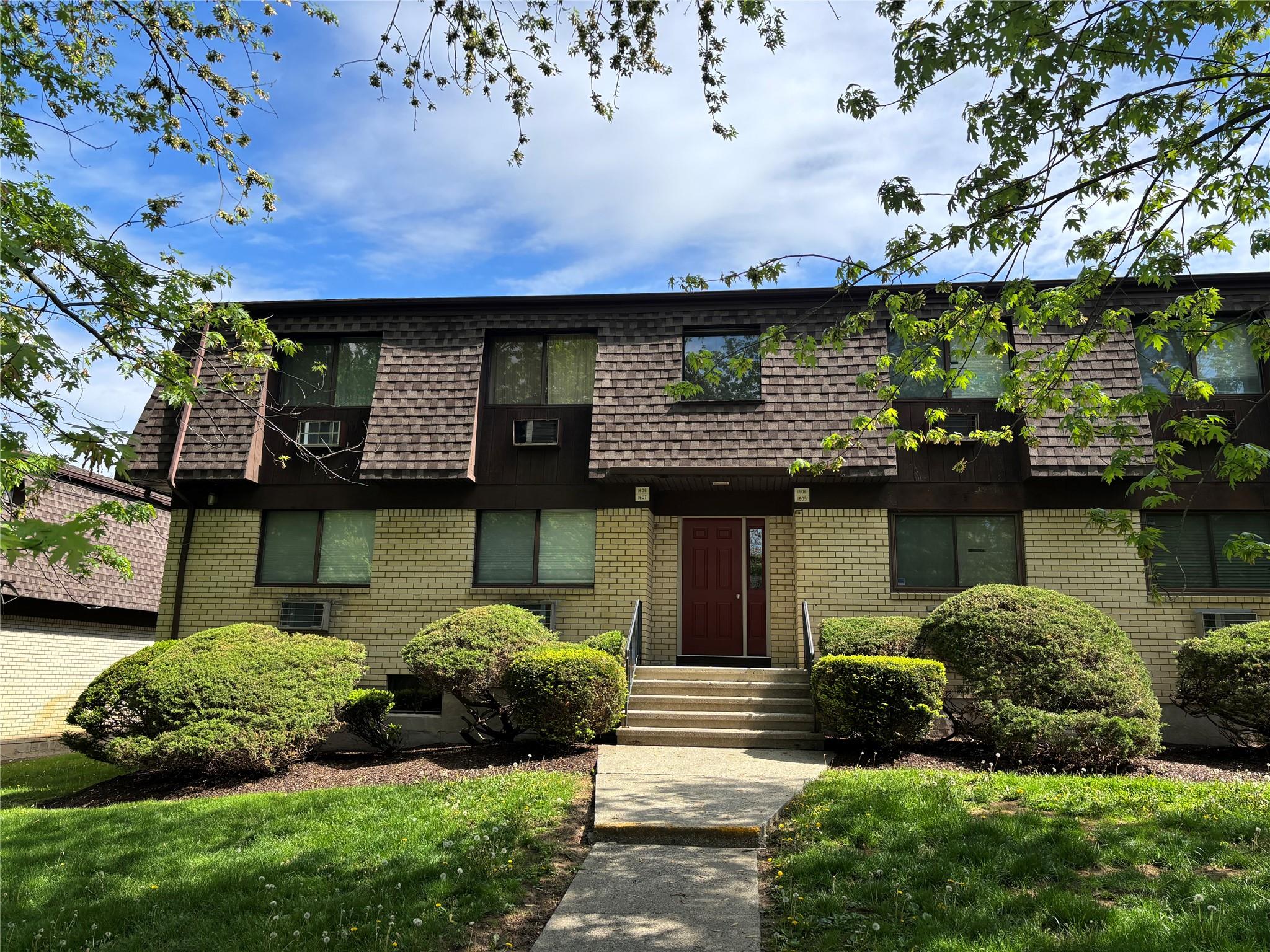 1608 Cherry Hill Drive, Poughkeepsie, New York image 1