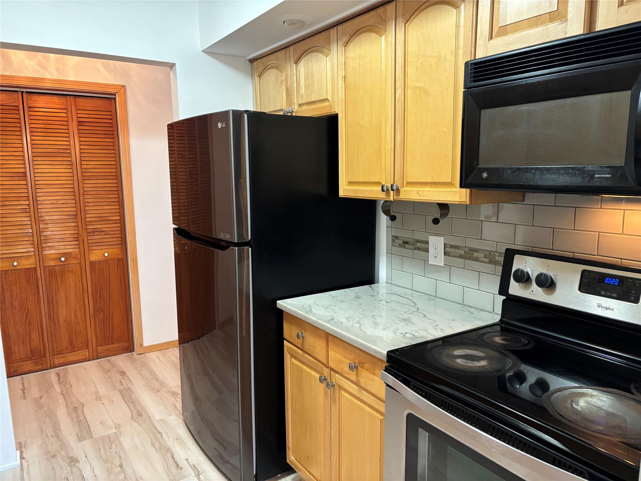1608 Cherry Hill Drive, Poughkeepsie, New York image 6