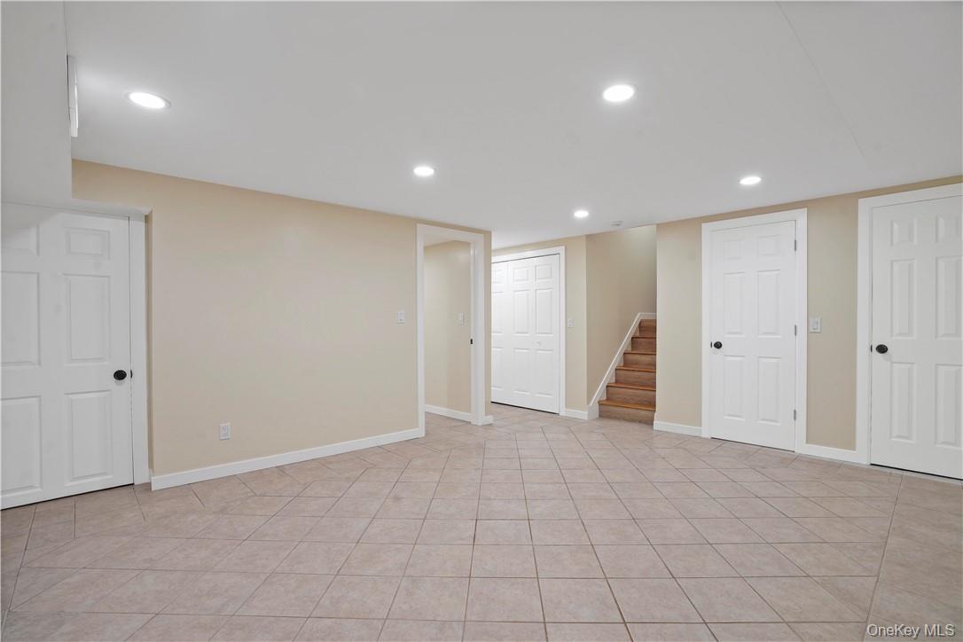 124 Northfield Avenue