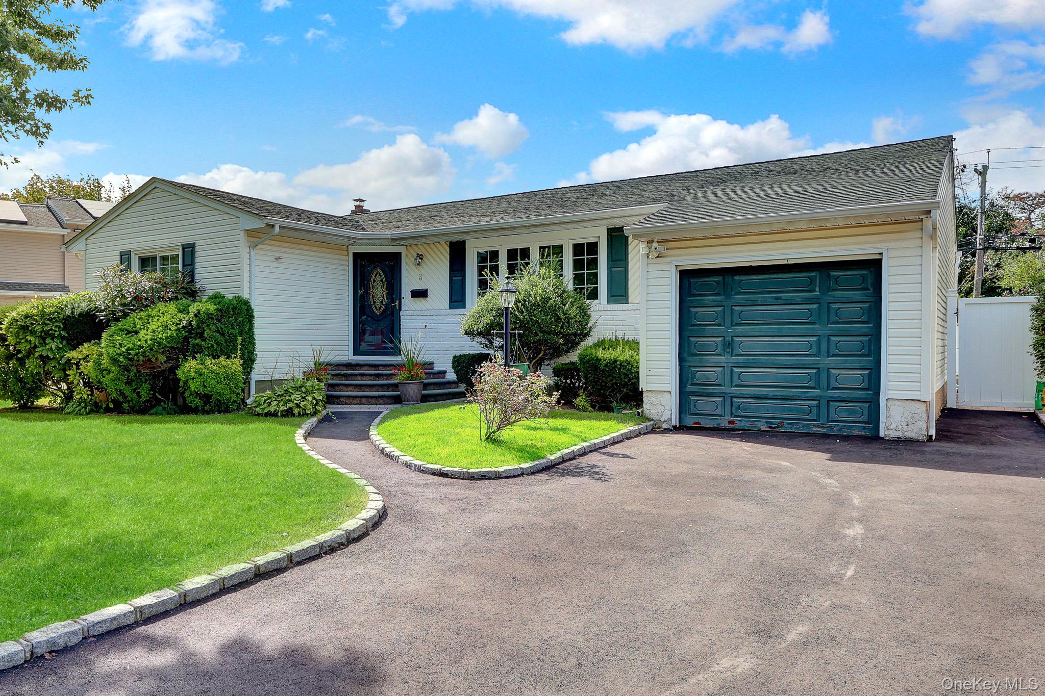 3 Daniel Drive