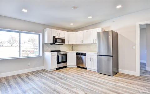 Apartment For Rent - 292 Main Street #211<br/> Nyack, NY 10960