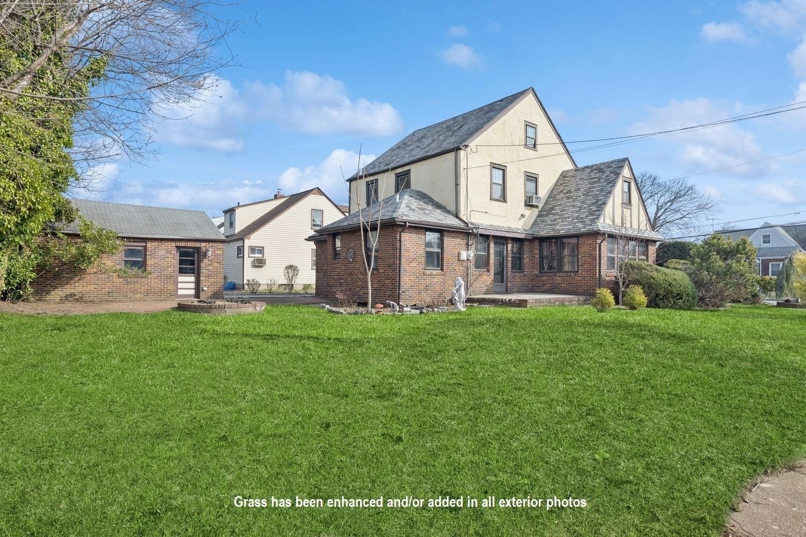 70 Sycamore Street, Hempstead, New York image 3