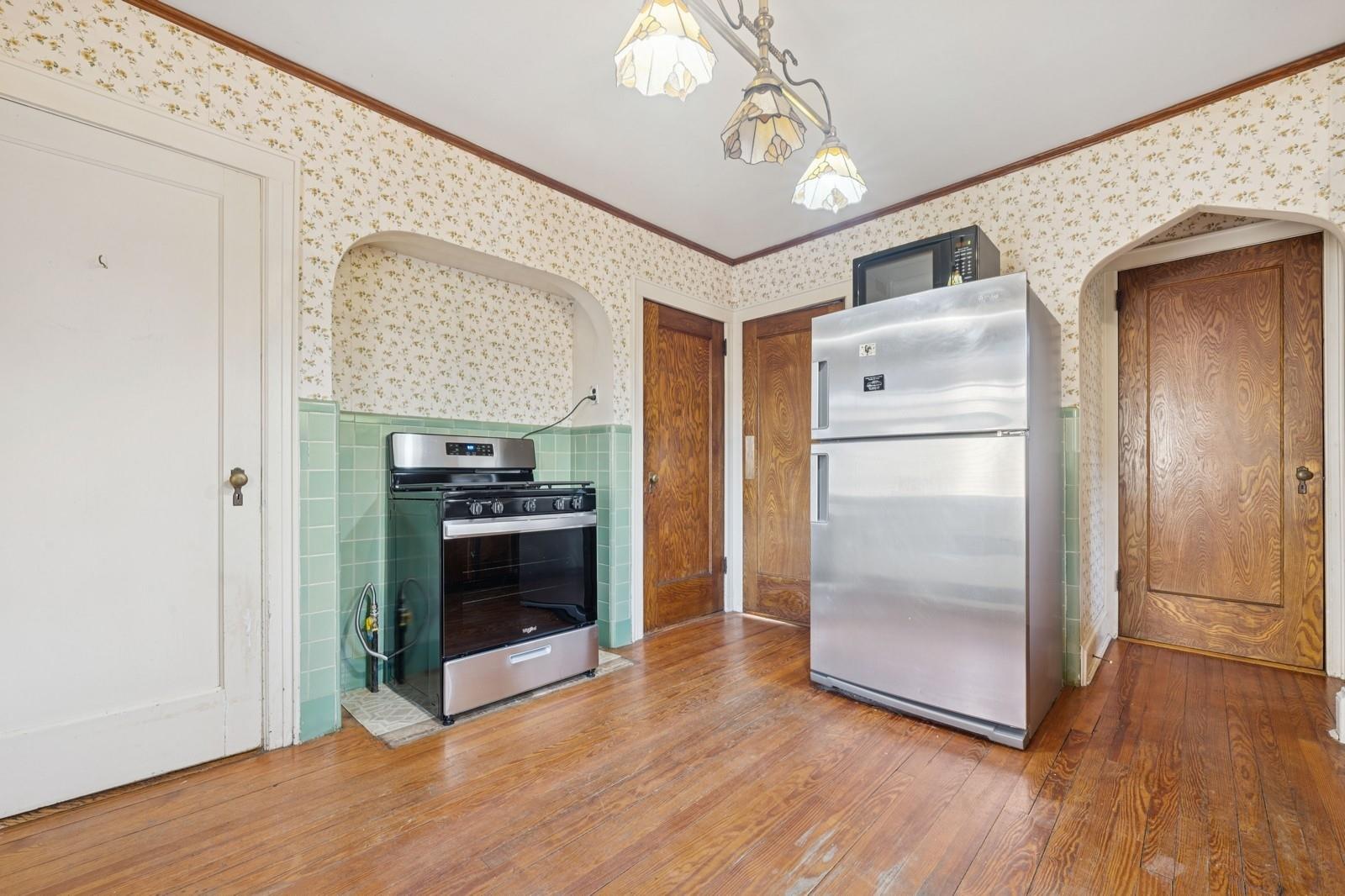 70 Sycamore Street, Hempstead, New York image 20