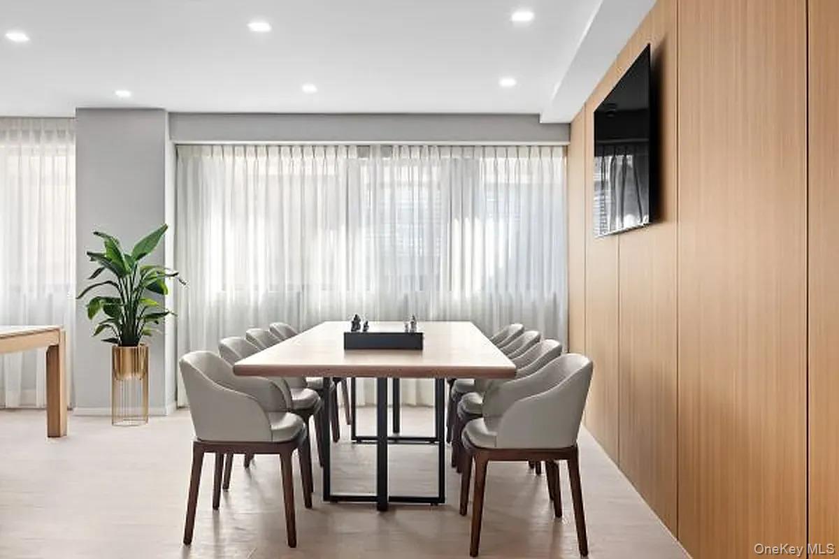 40-22 61st Street 2M