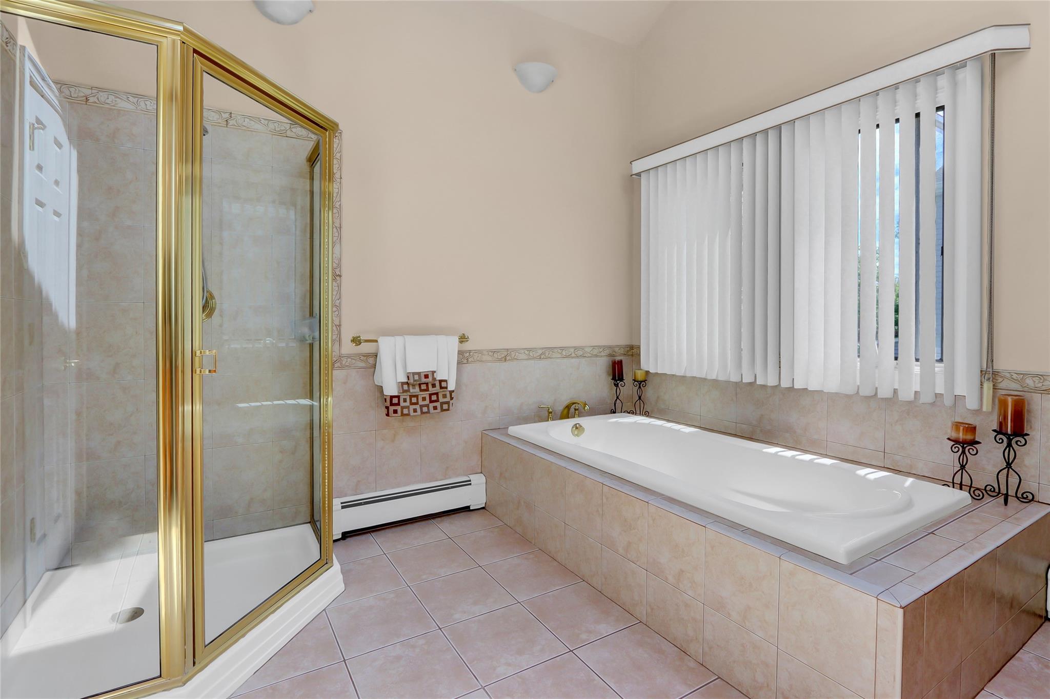 32 Santapogue Drive, Lindenhurst, New York image 12