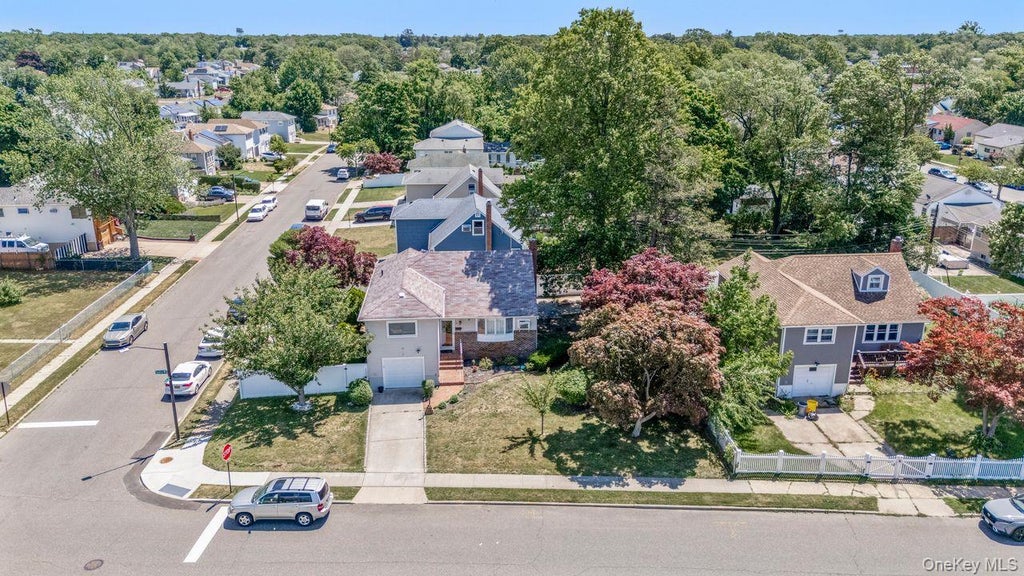 Photo of 15 Ford Drive, Massapequa, NY 11758 (MLS # 1034374)