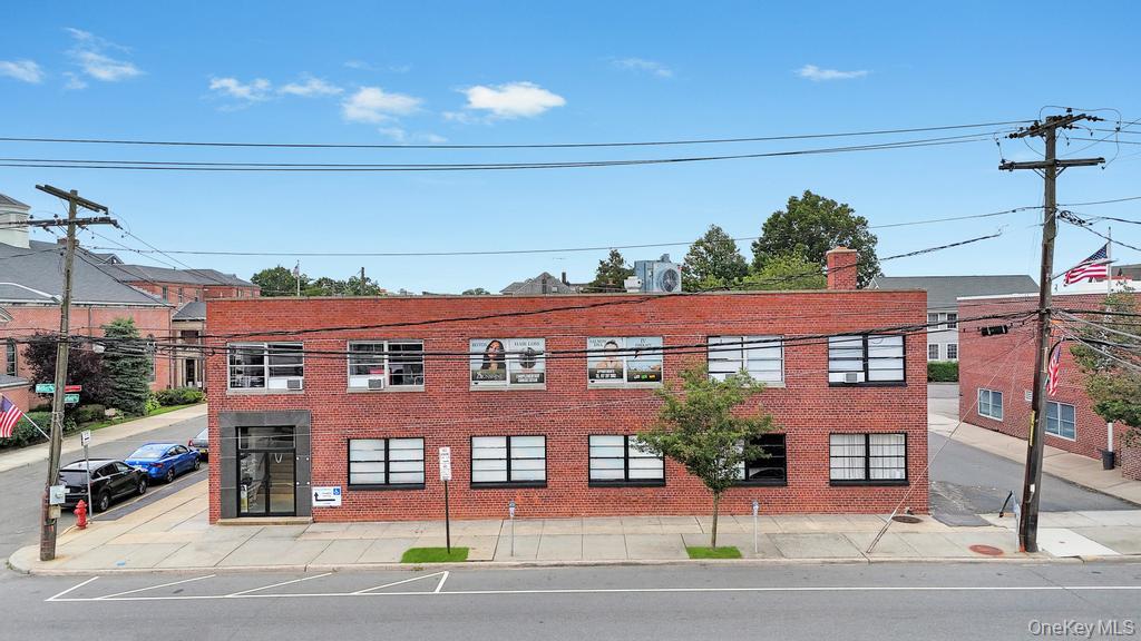 185 Willis Avenue 1