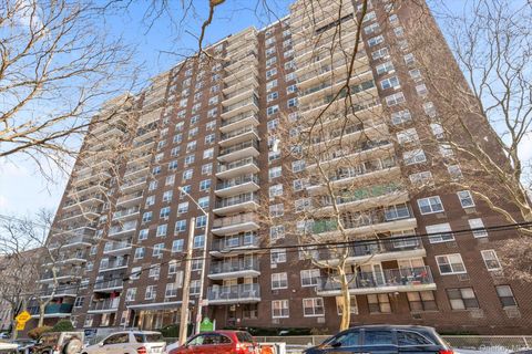 2550 Olinville Avenue 2H Bronx NY 10467