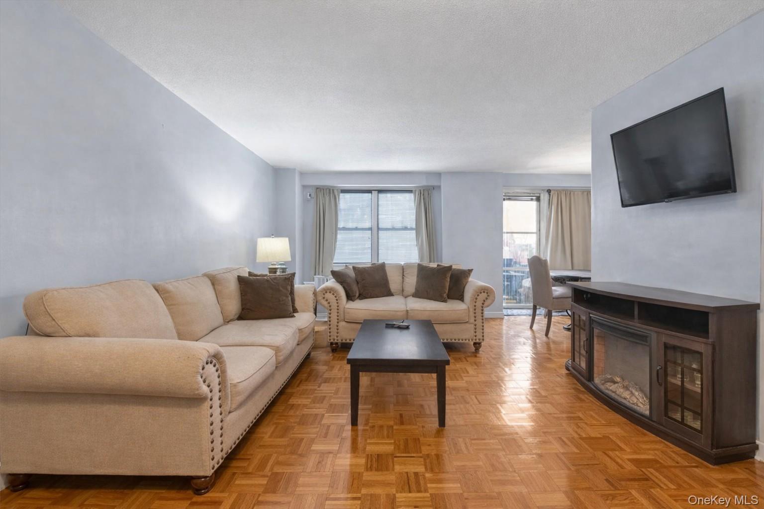 2550 Olinville Avenue 2H