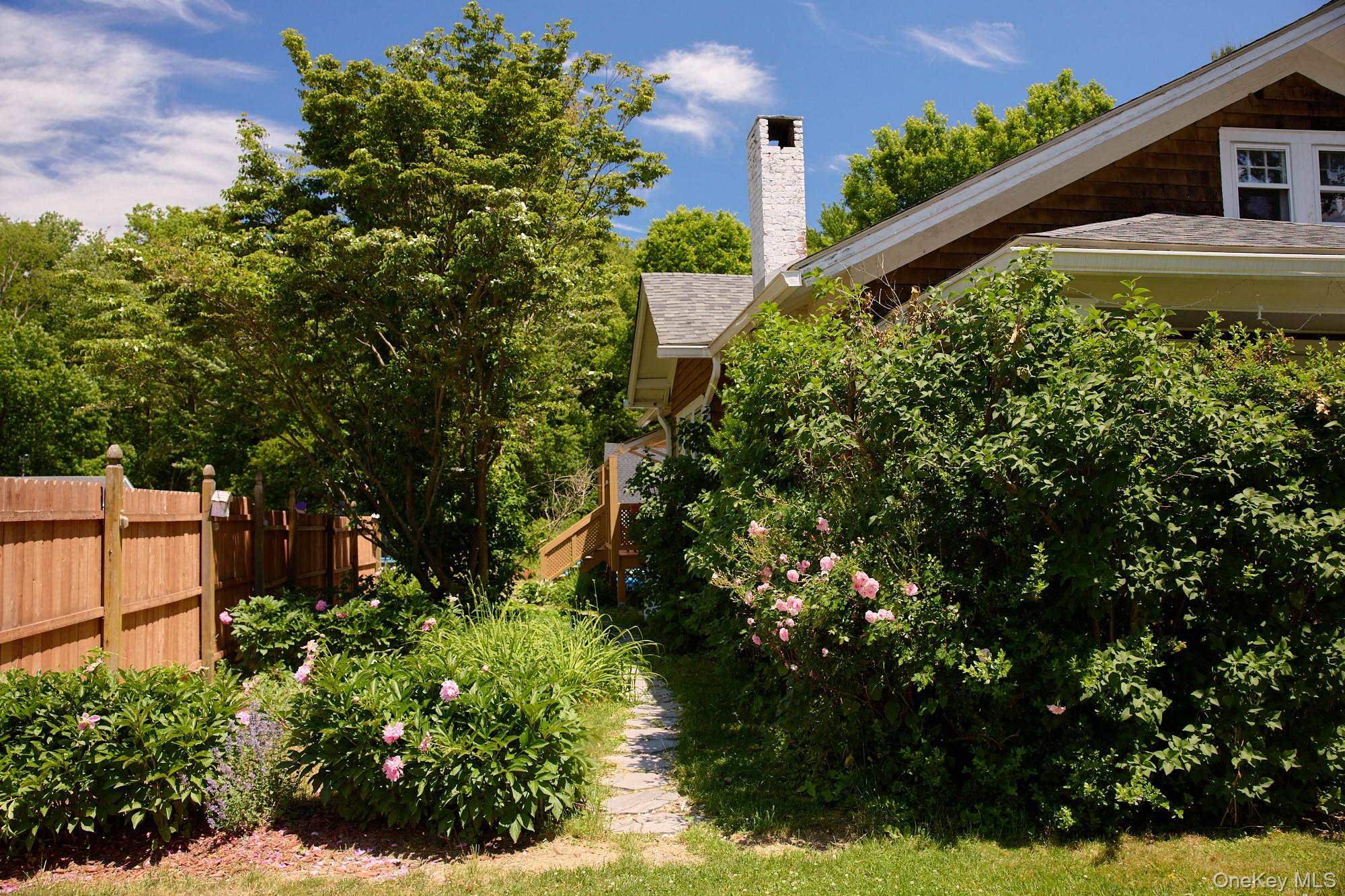 75 Brookside Road